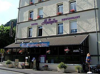 Hostellerie Du Cantal Мюра Экстерьер фото