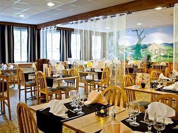 Hostellerie Du Cantal Мюра Экстерьер фото
